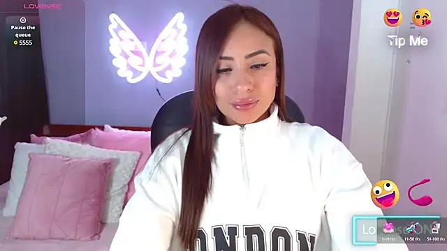 Paulina 627 online show from 19, 3, 2025