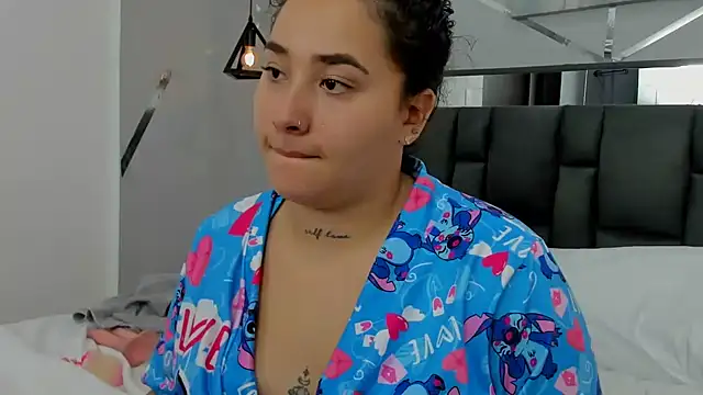 Snapshot of Ayla_martinez chatting on 9, 3, 2025 Ayla martinez online show from 9, 3, 2025