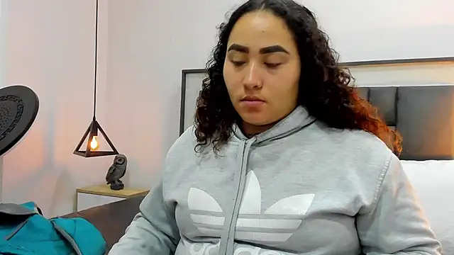 Snapshot of Ayla_martinez chatting on 5, 10, 2025 Ayla martinez online show from 5, 10, 2025