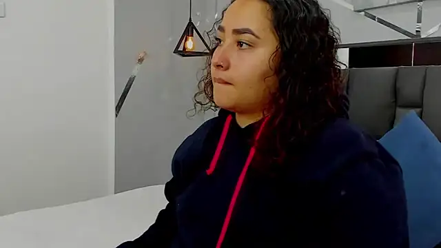 Snapshot of Ayla_martinez chatting on 15, 3, 2025 Ayla martinez online show from 15, 3, 2025