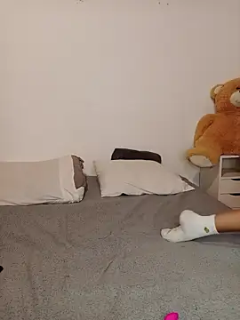 apriilhot online show from 16, 5, 2026