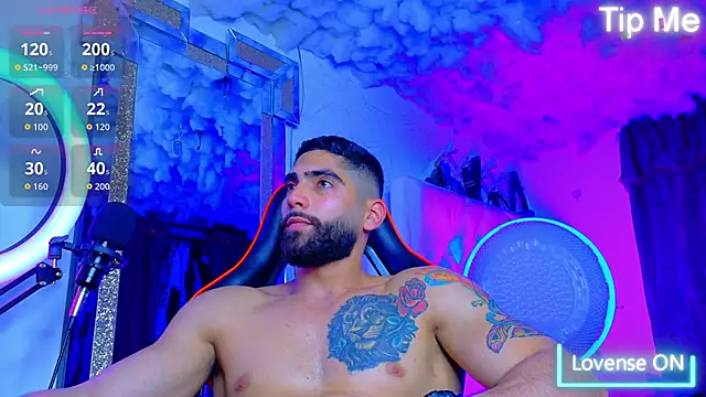 Rich boy01 online show from 14, 4, 2026