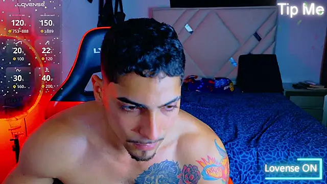 Rich boy01 online show from 12, 9, 2025