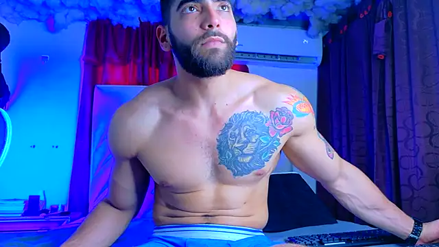 Snapshot of Rich_boy01 chatting on 15, 7, 2026 Rich boy01 online show from 15, 7, 2026