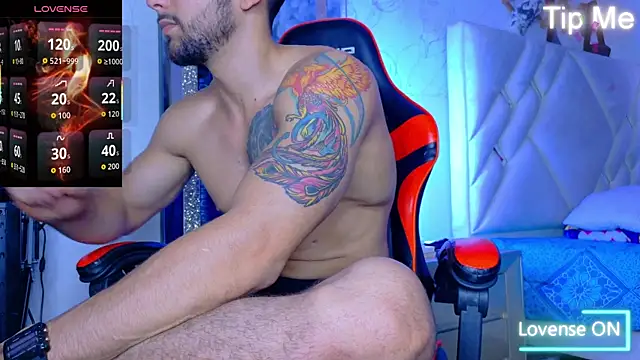 Rich boy01 online show from 5, 12, 2025