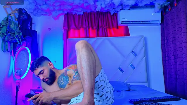 Snapshot of Rich_boy01 chatting on 29, 5, 2026 Rich boy01 online show from 29, 5, 2026