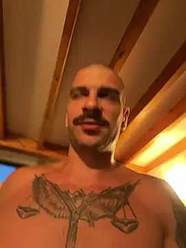 Snapshot of Greyoff chatting on 12, 7, 2026 Greyoff online show from 12, 7, 2026