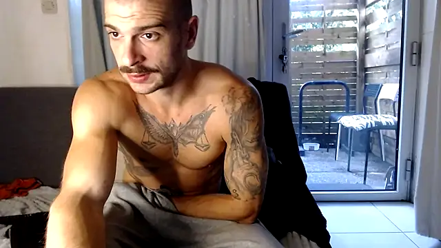 Greyoff online show from 4, 10, 2025