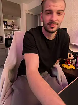 Greyoff online show from 3, 3, 2025