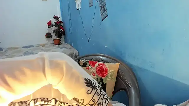 aarjulove online show from 15, 4, 2026