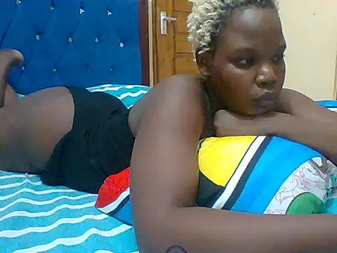 Snapshot of Bootylicious- chatting on 12, 1, 2026 Bootylicious- online show from 12, 1, 2026