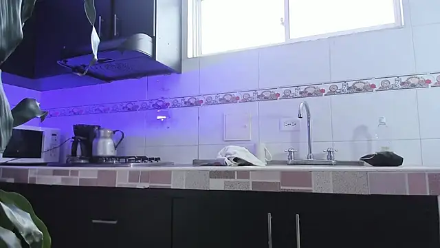 Emma-evans online show from 17, 3, 2025