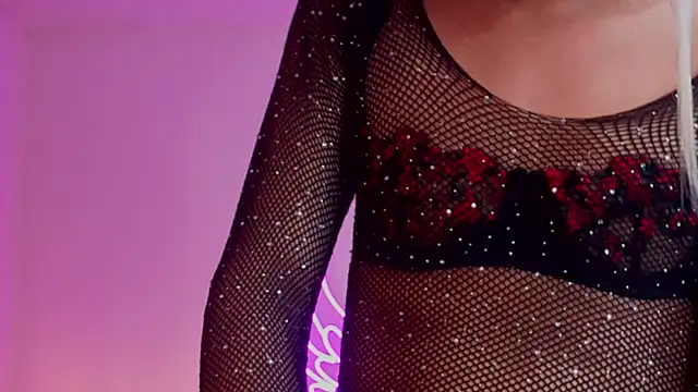  scarletmoore online show from 19, 9, 2025