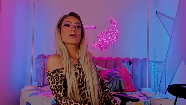 scarletmoore online show from 22, 5, 2026