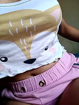 Nandasant09 online show from 3, 10, 2025