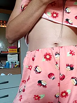 Nandasant09 online show from 1, 12, 2025