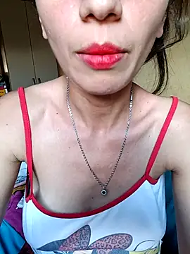 Nandasant09 online show from 7, 10, 2025