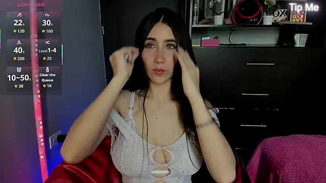 Emilytafur online show from 28, 3, 2026