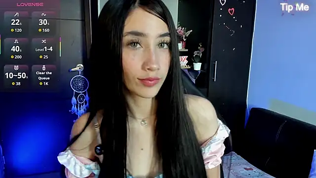 Emilytafur online show from 14, 6, 2026