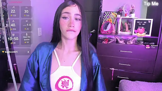 Emilytafur online show from 10, 10, 2025