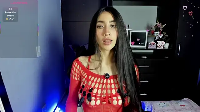Emilytafur online show from 12, 7, 2026