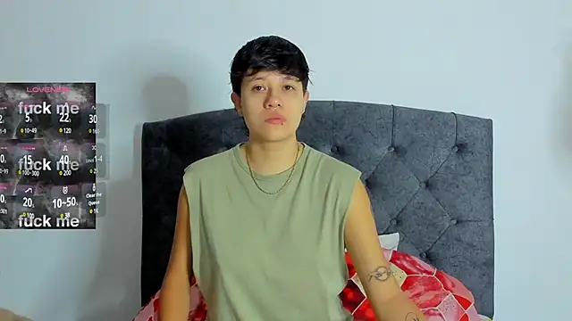 violet casper  online show from 27, 1, 2025