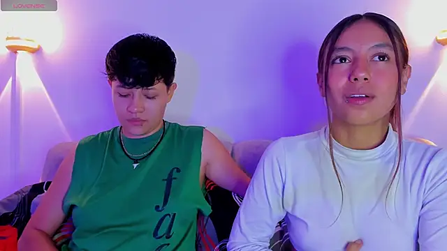 violet casper  online show from 13, 11, 2025