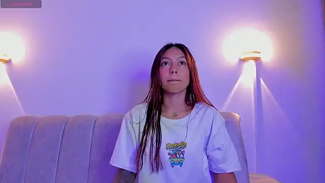 violet casper  online show from 9, 10, 2025