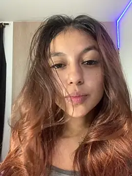 violet casper  online show from 13, 2, 2025