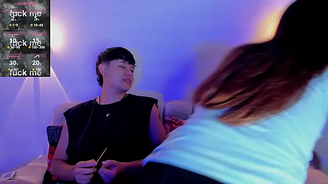 violet casper  online show from 2, 12, 2025