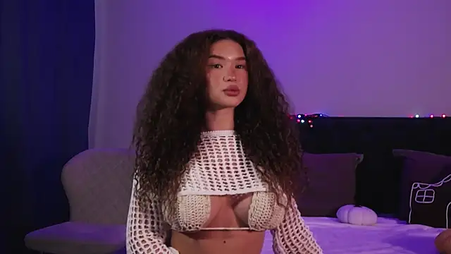 Snapshot of Denise_Garciia chatting on 4, 7, 2026 Denise Garciia online show from 4, 7, 2026