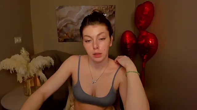 MollyMeltorr online show from 7, 2, 2026