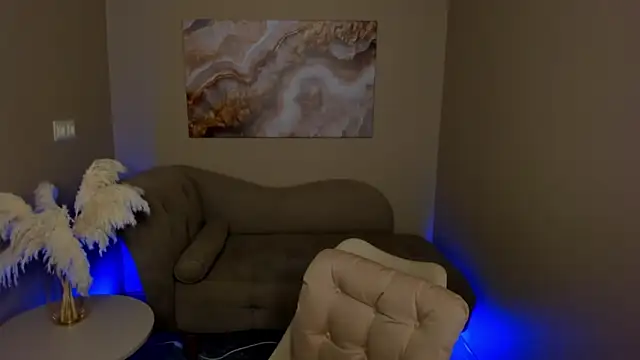 MollyMeltorr online show from 10, 10, 2025