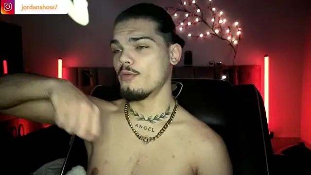 Snapshot of JordanShow chatting on 7, 1, 2026 JordanShow online show from 7, 1, 2026