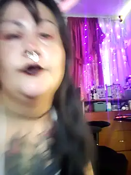 Snapshot of l1la_Rav3n chatting on 29, 10, 2025 l1la Rav3n online show from 29, 10, 2025