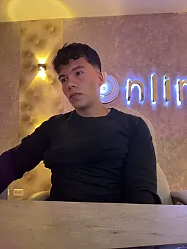 Snapshot of Logan_smith1 chatting on 16, 12, 2025 Logan smith1 online show from 16, 12, 2025