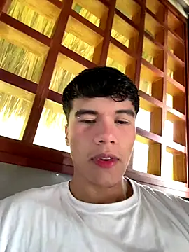 Snapshot of Logan_smith1 chatting on 28, 9, 2025 Logan smith1 online show from 28, 9, 2025