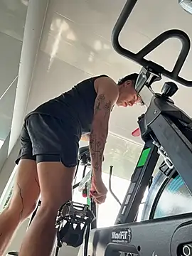 Snapshot of Logan_smith1 chatting on 4, 11, 2025 Logan smith1 online show from 4, 11, 2025