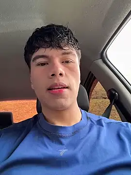 Snapshot of Logan_smith1 chatting on 23, 10, 2025 Logan smith1 online show from 23, 10, 2025