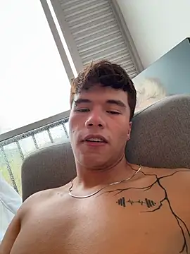 Snapshot of Logan_smith1 chatting on 10, 1, 2026 Logan smith1 online show from 10, 1, 2026