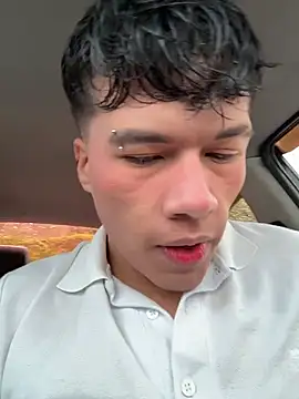 Snapshot of Logan_smith1 chatting on 8, 10, 2025 Logan smith1 online show from 8, 10, 2025