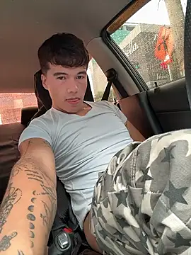 Snapshot of Logan_smith1 chatting on 9, 1, 2026 Logan smith1 online show from 9, 1, 2026