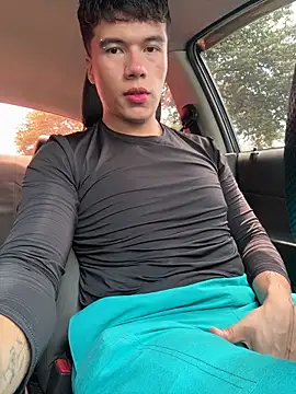 Logan smith1 online show from 13, 5, 2026