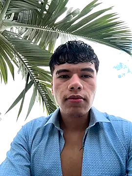 Snapshot of Logan_smith1 chatting on 12, 9, 2025 Logan smith1 online show from 12, 9, 2025