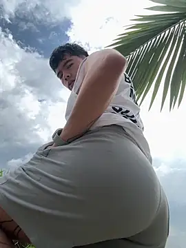 Snapshot of Logan_smith1 chatting on 13, 9, 2025 Logan smith1 online show from 13, 9, 2025