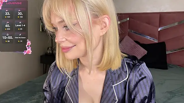 dollfromvenus online show from 6, 10, 2025