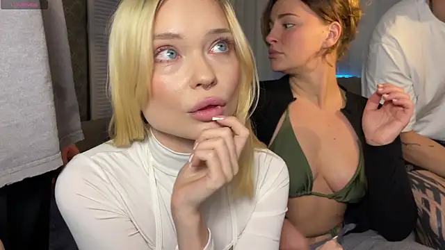 dollfromvenus online show from 2, 3, 2026