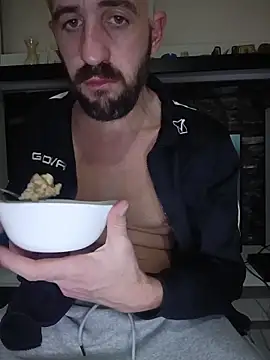 Snapshot of GrofLicno chatting on 19, 2, 2026 GrofLicno online show from 19, 2, 2026