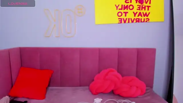 Diana Garrett online show from 20, 11, 2025