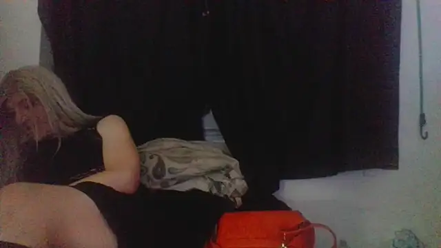 sexyblondetrans online show from 4, 10, 2025